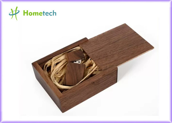 Laser des Walnuss-Holz-8GB 16GB gravieren USB-Blitz-Antrieb